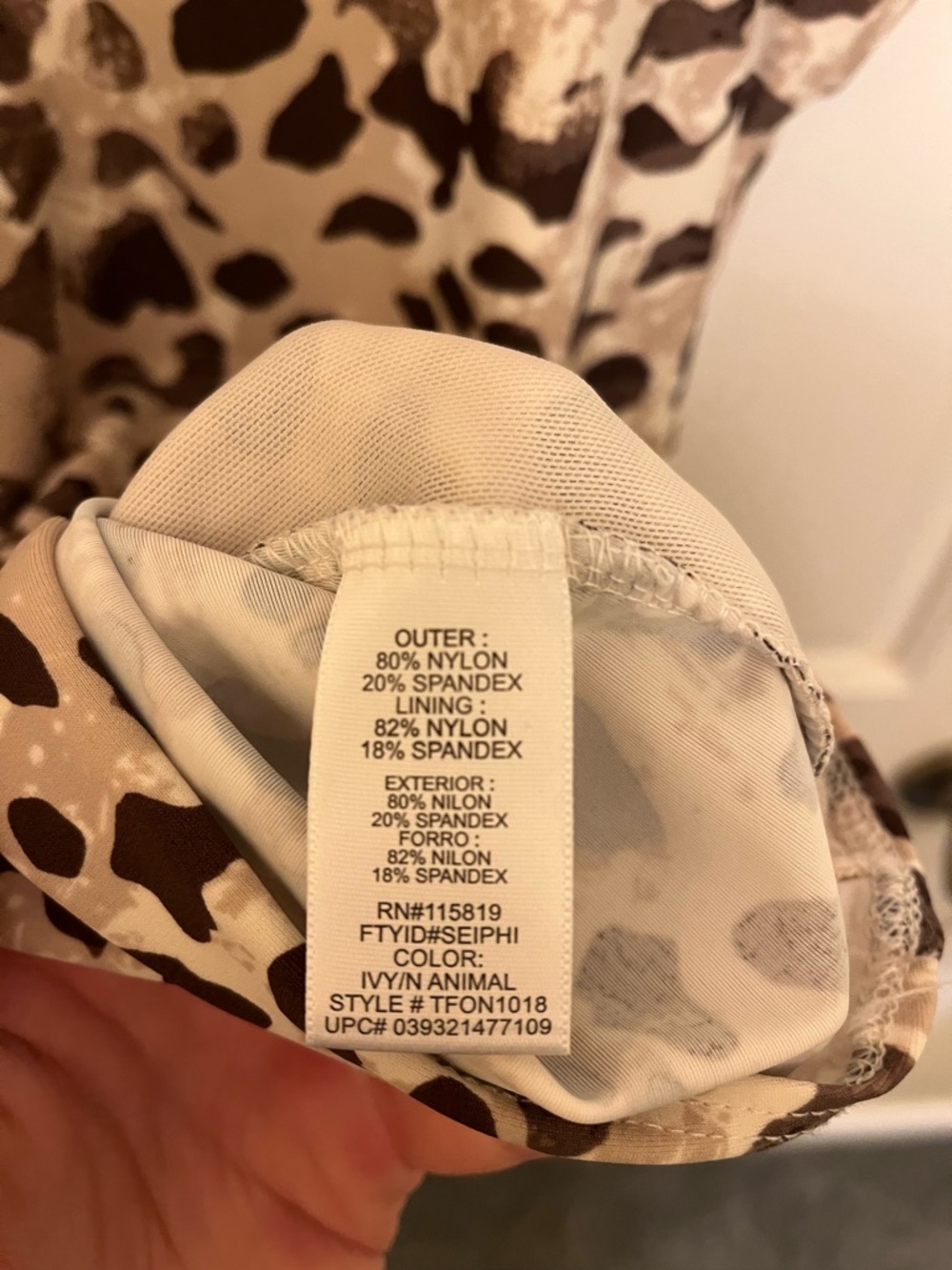 Tapemeasure Animal Print Sleeveless Cheetah Print Tank Top - Picture 5 of 5